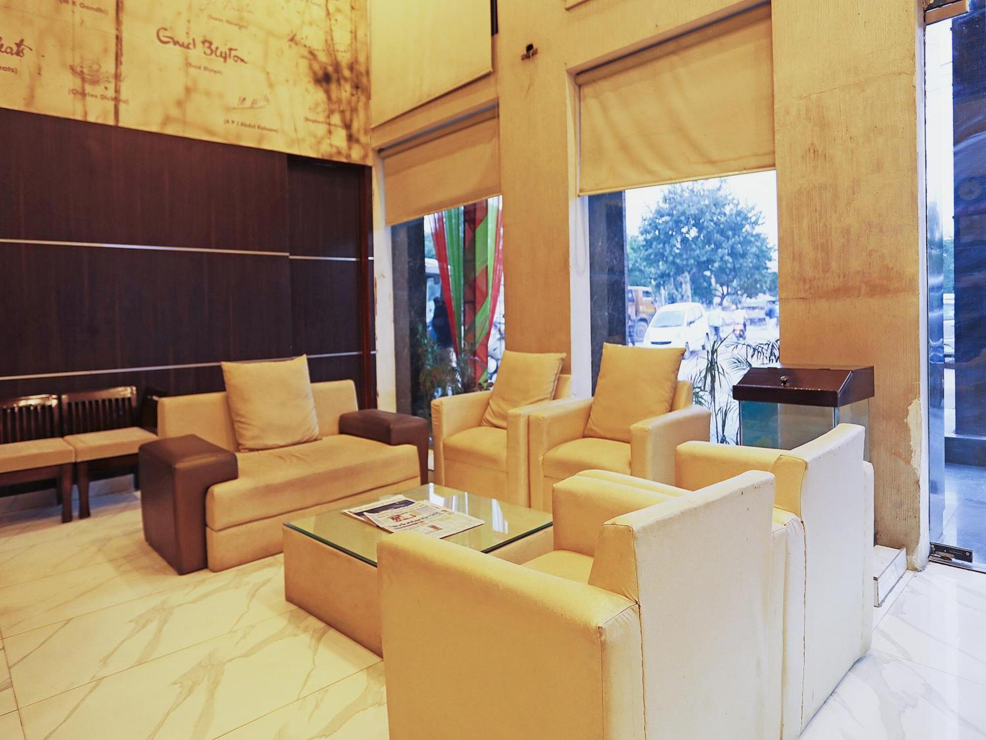 Fabhotel Ronald Inn Faridabad Exterior foto