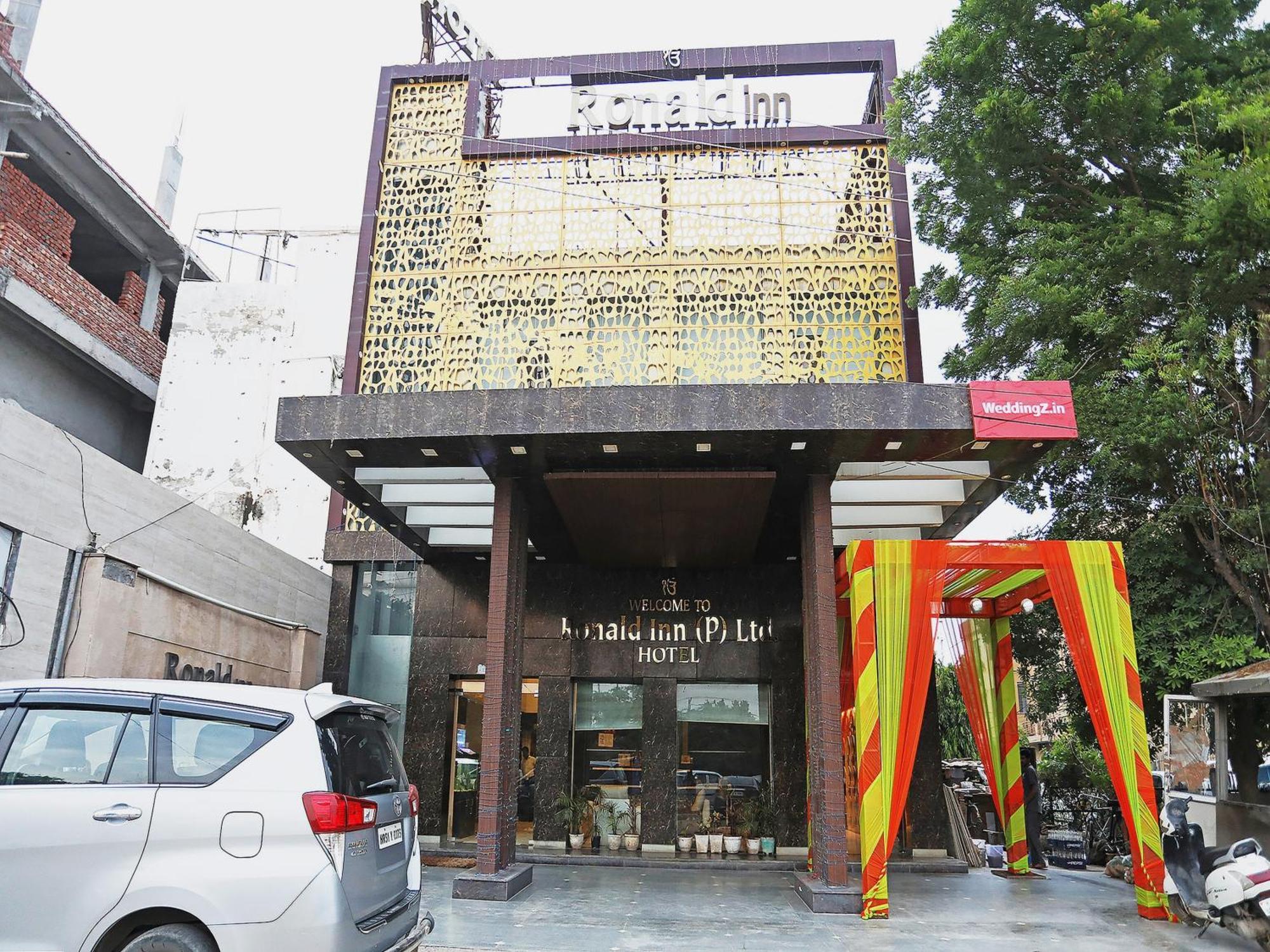 Fabhotel Ronald Inn Faridabad Exterior foto